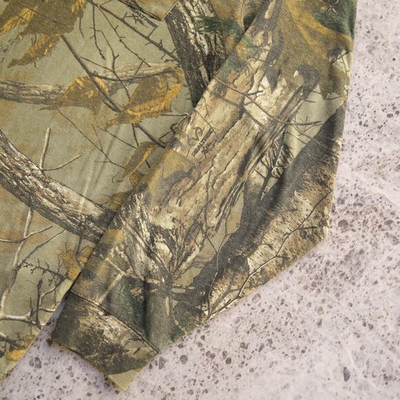 Vintage Carhartt K285 977 Realtree FADED Camo Long Sleeve Pocket Shirt Medium - Picture 7 of 11